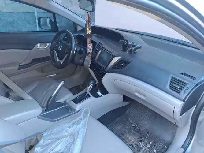 Honda Civic Sedan LXR 2.0 Flexone 16V Aut. 4P 2015