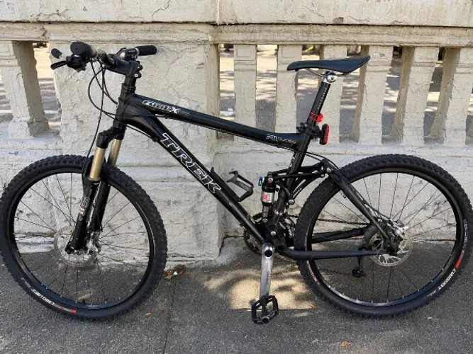 Bicicleta Trek Fuel EX - Full Suspension - Pronta para Trillha