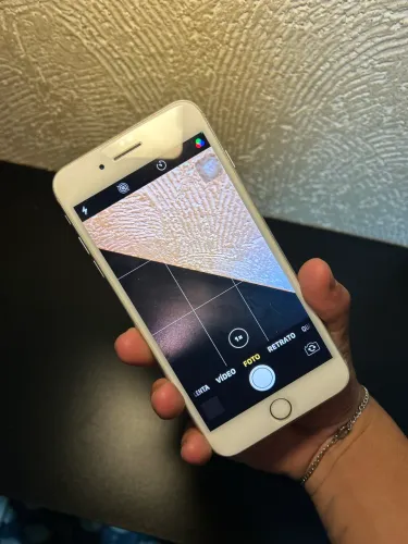 iPhone 8 Plus 64gb (68%)