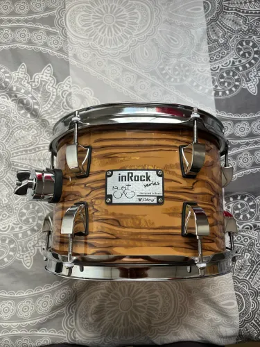 Tom 10 Odery In Rock Gold Tiger
