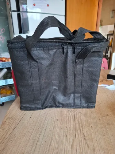 Bolsa c/isolamento térmico (30cm X 24cm)Tenho 5 unidades