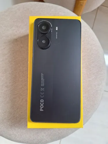 POCO X7 PRO 12GB DE RAM 512GB ARMAZENAMENTO.