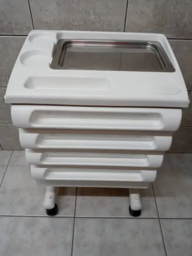 Mesa Auxiliar Odontológica com 4 Gavetas