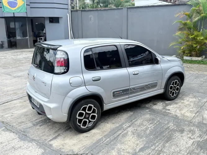 Fiat Uno Sporting Dualogic 1.4 EVO Flex 8V 4P 2016