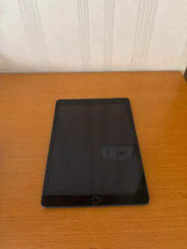 IPad 9ª geração 64GB (Space Gray / Cinza Espacial)