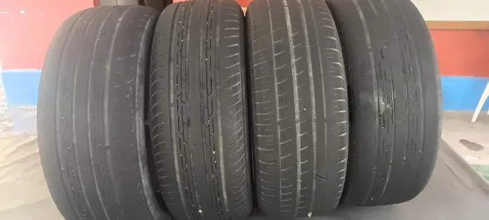 Pneus de carro