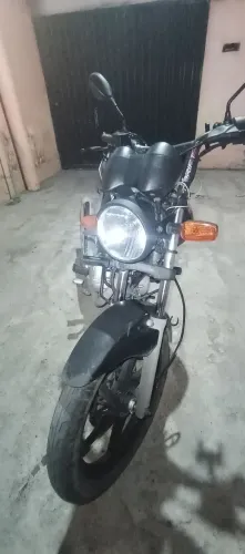 Único dono bem conservado bateria nova.
