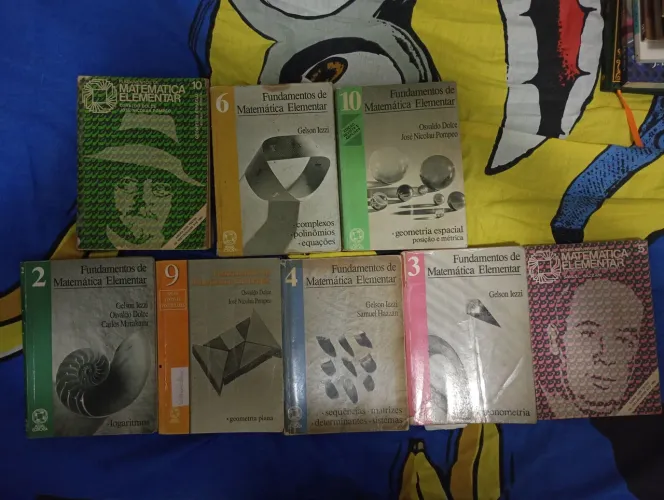 Livros Fundamentos de matemática elementar