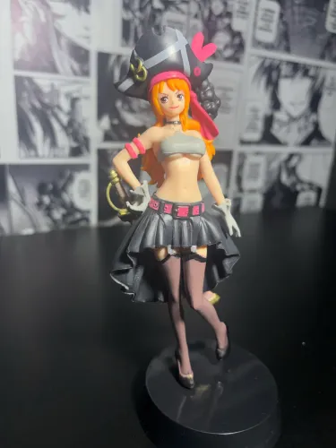 Figure nami - one piece 