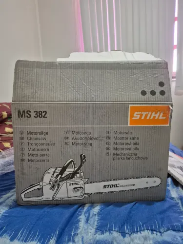 Motosserra Stihl MS 382 - Completa com Sabre e Corrente Original