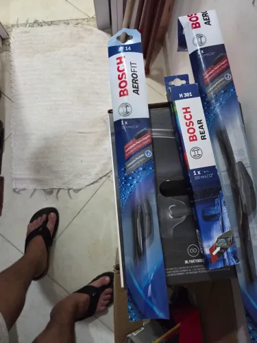 Palheta Dianteira Bosch Aerofit AF 14 - Nova na Caixa (Original Bosch)