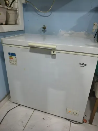Vendo freezer horizontal 200l marca philco 