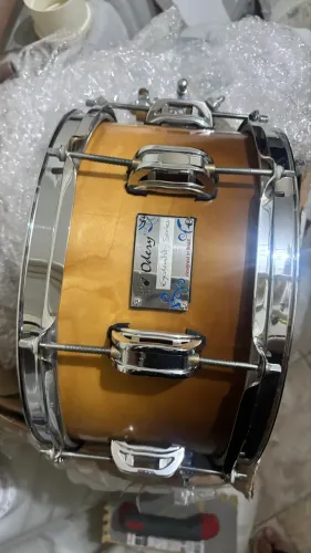 Caixa Odery Eyedentity 12/6.5 100% Maple