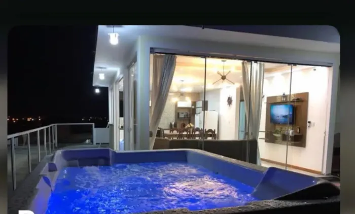 Apartamento cobertura com vista p/ mar e jacuzzi