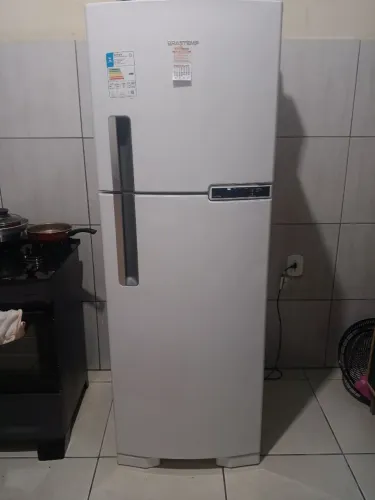 Geladeira Brastemp Frost Free 375L