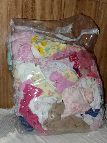Vendo lote de roupas para bebê menina