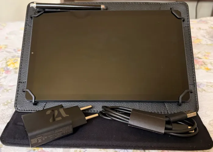Tablet Lenovo Tab M9 64 GB / 4 GB RAM + capa, caneta e carregador