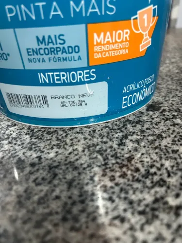 Tintas variadas