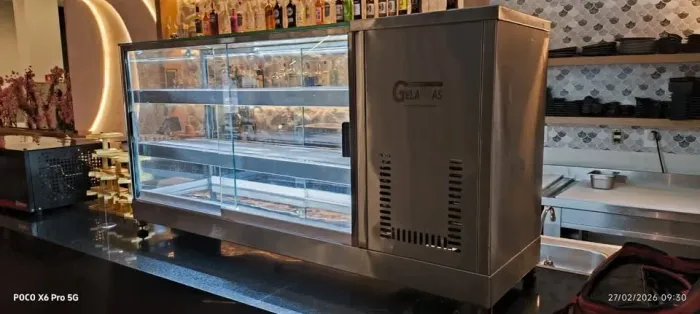 sushi case sob medida inox