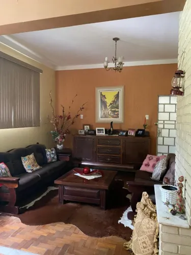 CASA EM ITABORAI, CENTRO , QUATRO QUARTOS
