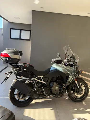 Suzuki VStrom 800