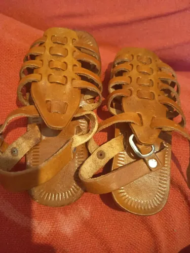 Chinelo de couro
