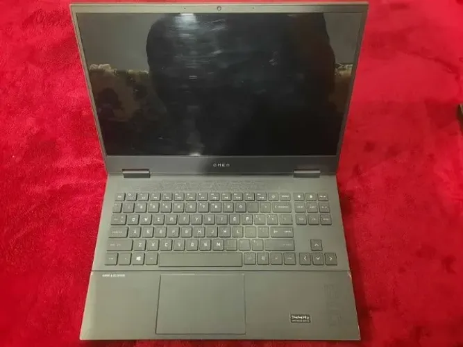 Omen laptop 15-en0xxx P