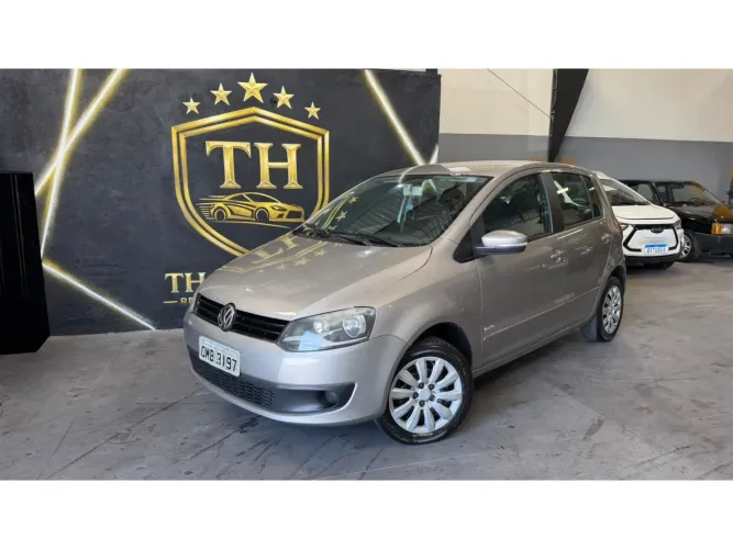 Volkswagen Fox 1.6 MI Total Flex 8V 5P 2013