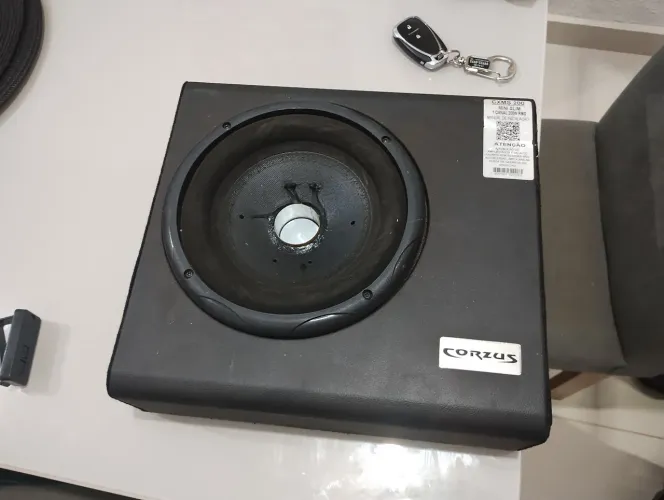 Caixa de som amplificada corzus