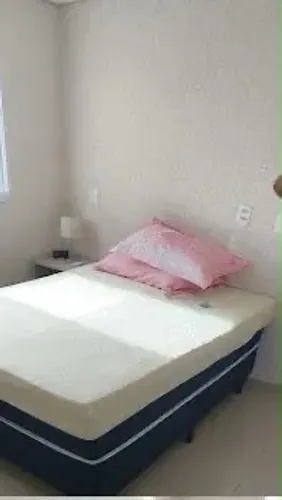 Cama box casal com colchão 