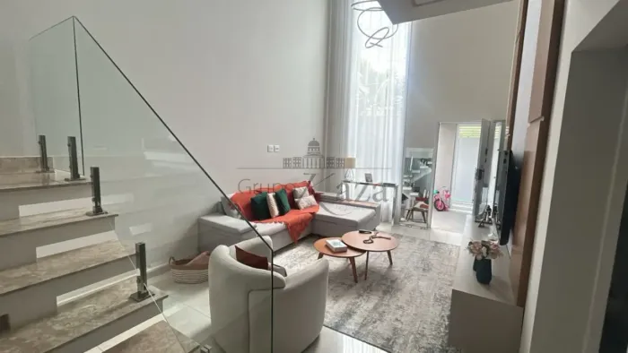 Oportunidade - Casa Sobrado - Villa Branca - Jacareí - 3 Dormitórios - 250m²