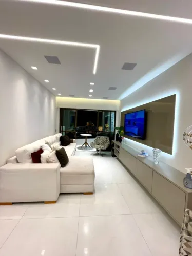 Apartamento Padrão Com 3 quartos em Boa Viagem