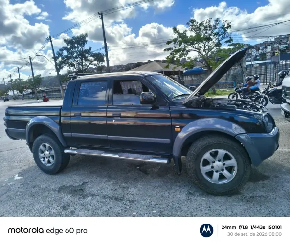 Mitsubishi L200 Outdoor HPE 2.5 4X4 CD T.dies. Mec. 2011