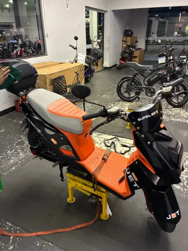 SCOOTER ELETRICA MC JET LARANJA