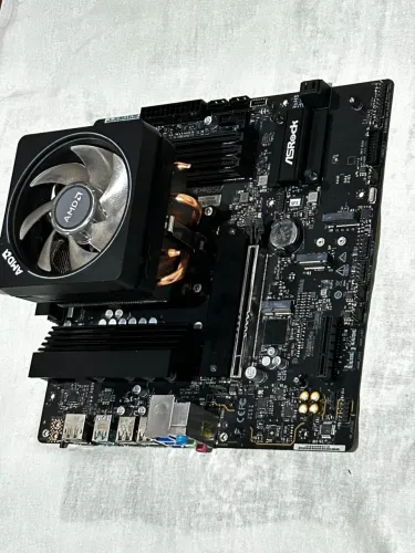 RYZEN 9 7900 + B850 asrock
