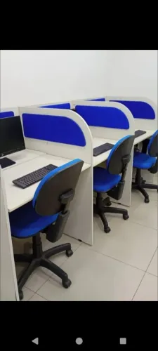 Baias para call centers