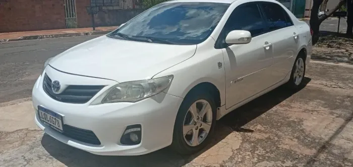 Toyota Corolla XEI 2.0 Flex 16V Aut. 2013