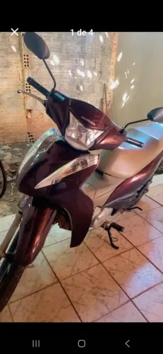 Moto impecável de pessoa exigente, pronta pra trasnfere moto td em dias aceito proposta