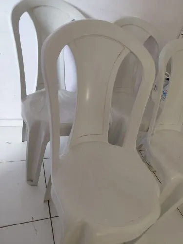 Kit com quatro cadeiras