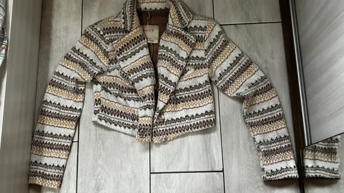blazer texturizado cropped