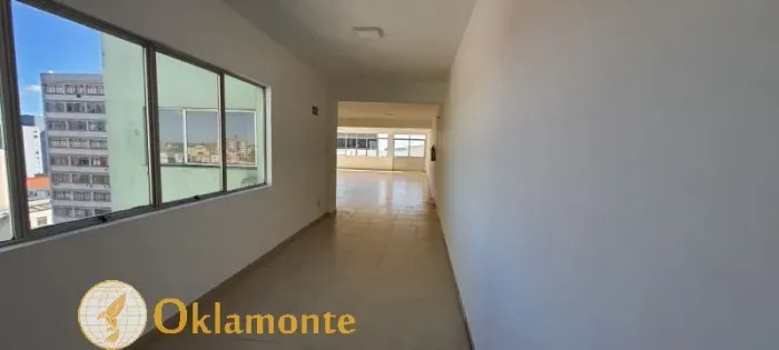 Casa com 1 Quarto(s) e 4 banheiro(s) para Alugar, 200 m² por R$ 7200 / Mês