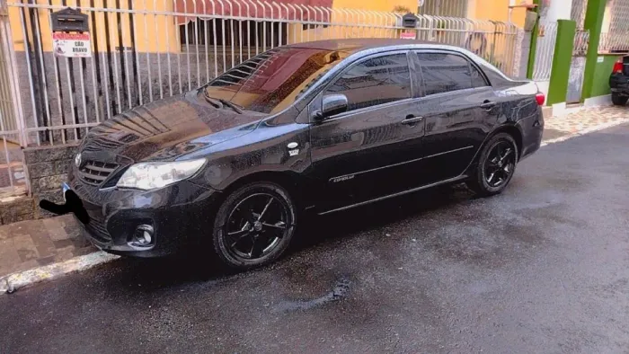 Toyota Corolla GLI 1.8 Flex 16V Aut. 2014