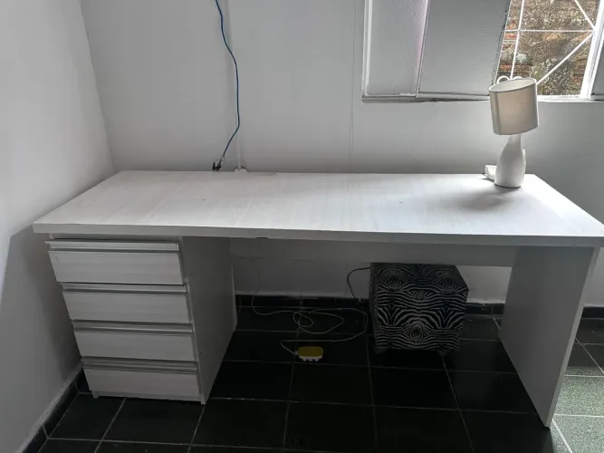 Mesa de escritório/estudo
