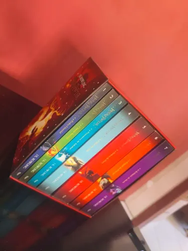 Box Harry Potter em Português