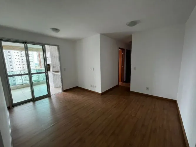 FLORAIS - R$ 700.000, Apartamento à venda, 3 Quartos (1 Suíte), 2 Vagas, Gleba Palhano, Lo