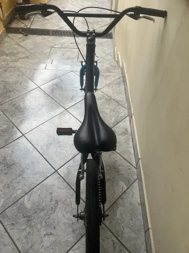 Bicicleta B?Twin Racing Boy aro 20 - Excelente estado