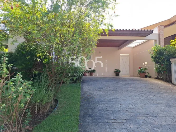 Casa térrea à venda no Condomínio Portal de Itu II em Itu com 210m² e 3 suítes
