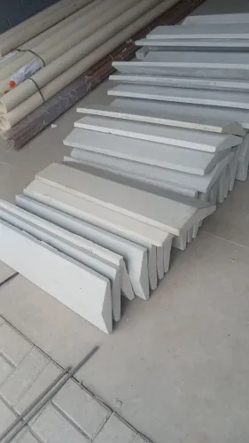 Pingadeira para muro