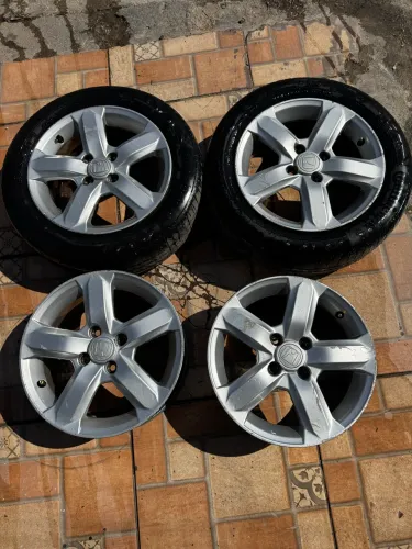 Rodas Aro 15 Honda City fit 4x100 2 pneus brinde  