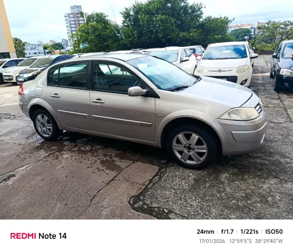 Renault Megane Sedan Dynamique Hi-flex 1.6 16V 2010